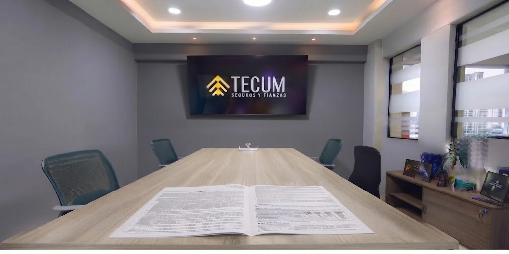 Acompañamiento experto de TECUM. Cómo tu agente te asesora para maximizar las coberturas de tu seguro.